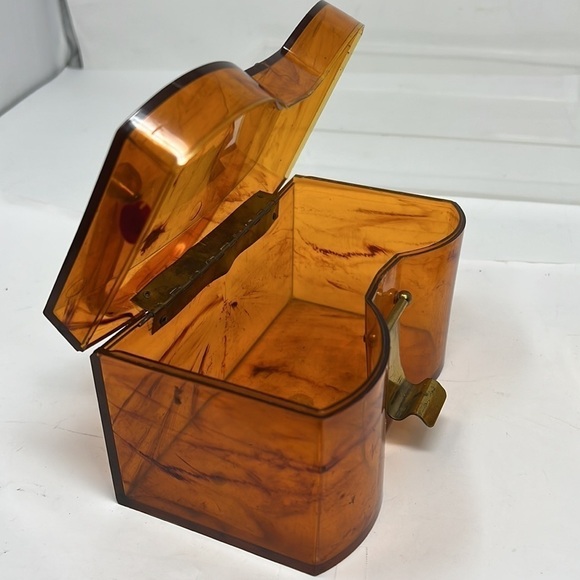 Vintage 1950’s Oval Caramel Lucite Box Handbag Purse - Picture 8 of 13